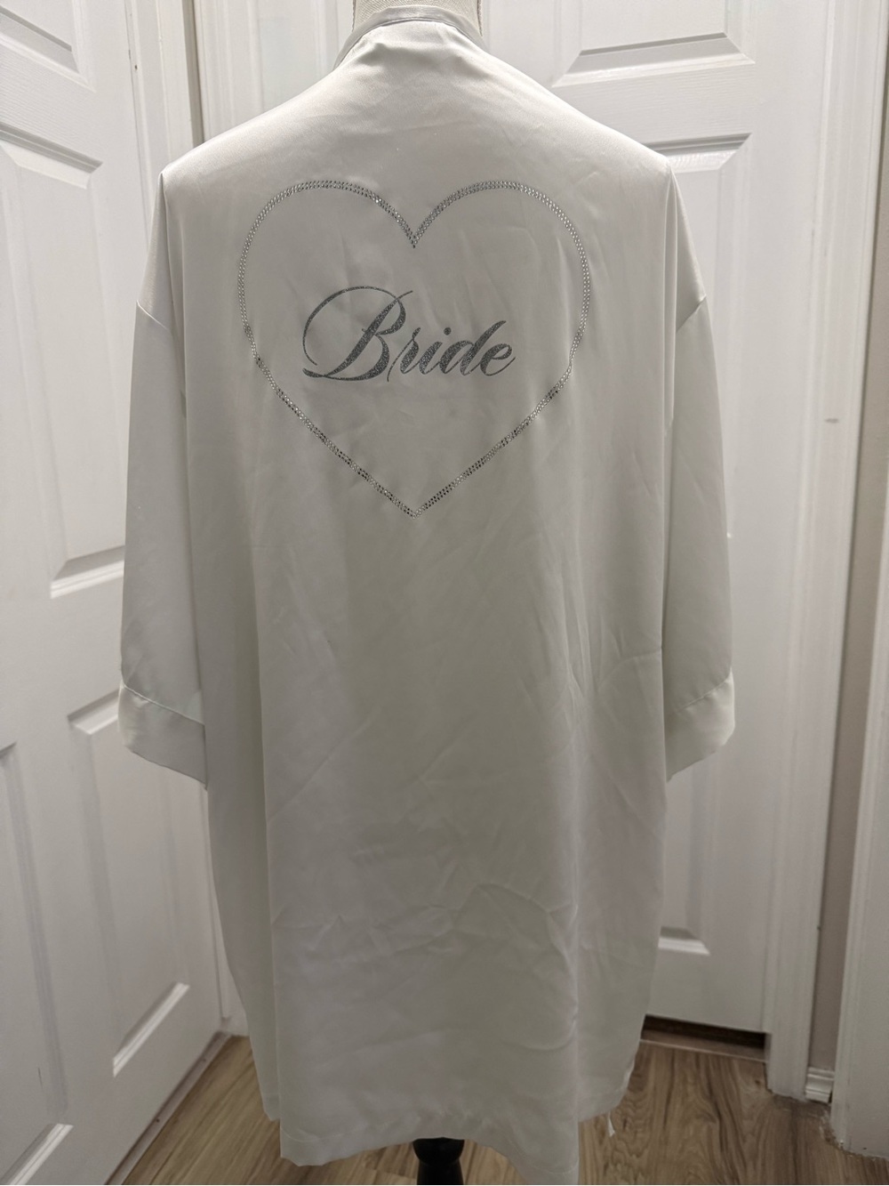 Victoria's Secret "I Do" White Satin Bridal Robe – Rhinestone Heart (One Size)